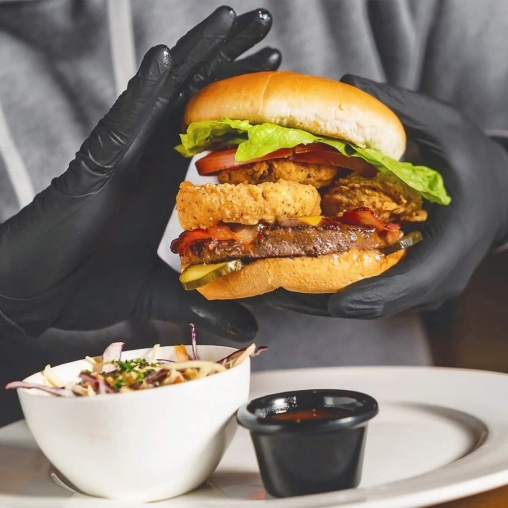 Перчатки AVIORA неопудренные НИТРИЛ Черные р. XL 100 шт.