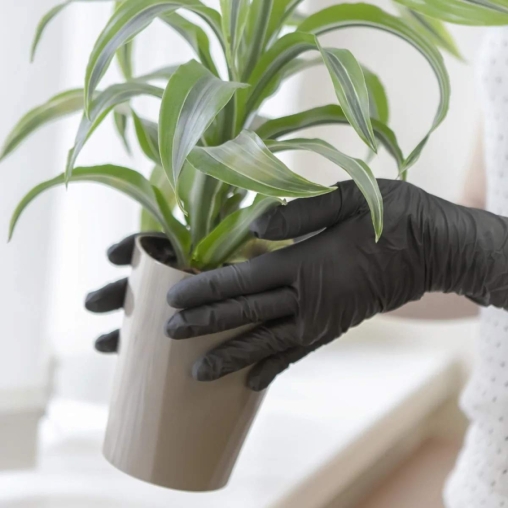 Перчатки AVIORA неопудренные НИТРИЛ Черные р. XL 100 шт.