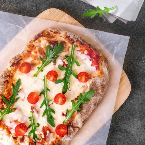 Оберточная бумага белая парафинированная в листах 390×390 мм по 400 в пачке