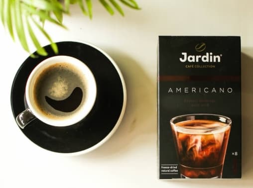 Кофе растворимый Jardin Americano 8 стиков × 15г