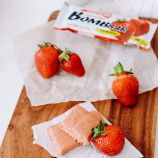 BOMBbar Батончик мюсли КЛУБНИКА 45 г