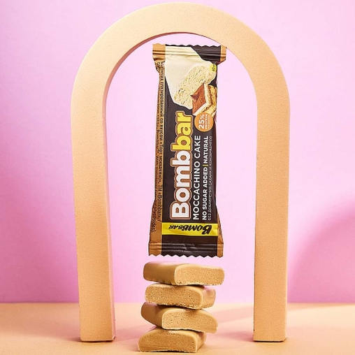 Батончик BOMBbar глазированный Торт Моккачино 40 г
