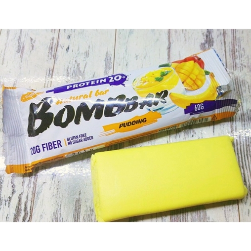 Батончик BOMBbar неглазированный Пудинг Банан Манго 60 г
