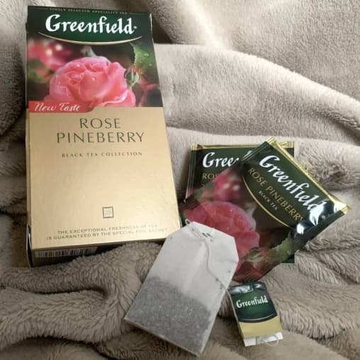 Чай черный Greenfield Rose Pineberry 25 пак. × 1,5 г