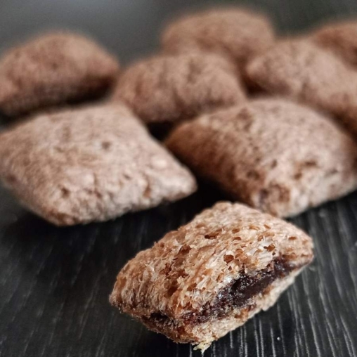 Подушечки злаковые Любятово с шоколадной начинкой 140 г