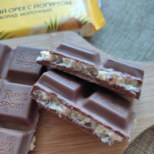 Шоколад Ritter Sport мол. Медовый орех с йогуртом 100 г