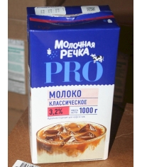 Молоко Молочная Речка 3,2% тетрапак 1 кг