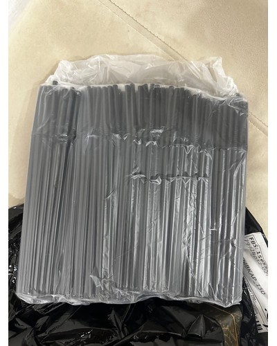 Пластиковые трубочки Черные с изгибом 210 мм d=5 мм отзыв № 59032811-0514-4 от 27.08.2025 22:19:31 фото № 2