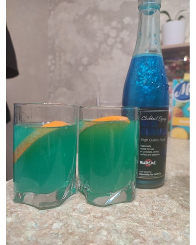 Сироп Barline блестящий Blue Curacao Блю Кюрасао стекло 375 мл № 66945095-0014-1 25.02.2025 10:37:40 фото № 1