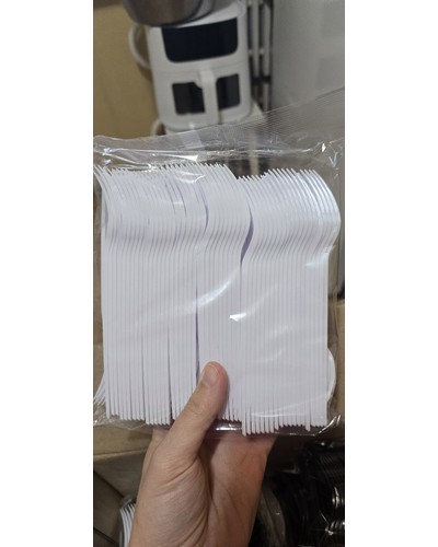 Вилка столовая компакт Эконом Белая 165 мм по 100 шт. отзыв № 58330598-0248-1 от 30.09.2025 08:18:43 фото № 1