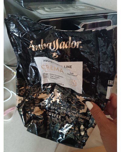 Кофе в зернах Ambassador Crema Professional Espresso Series 1000г отзыв № 38734890-0311-1 от 08.08.2025 13:25:15 фото № 1